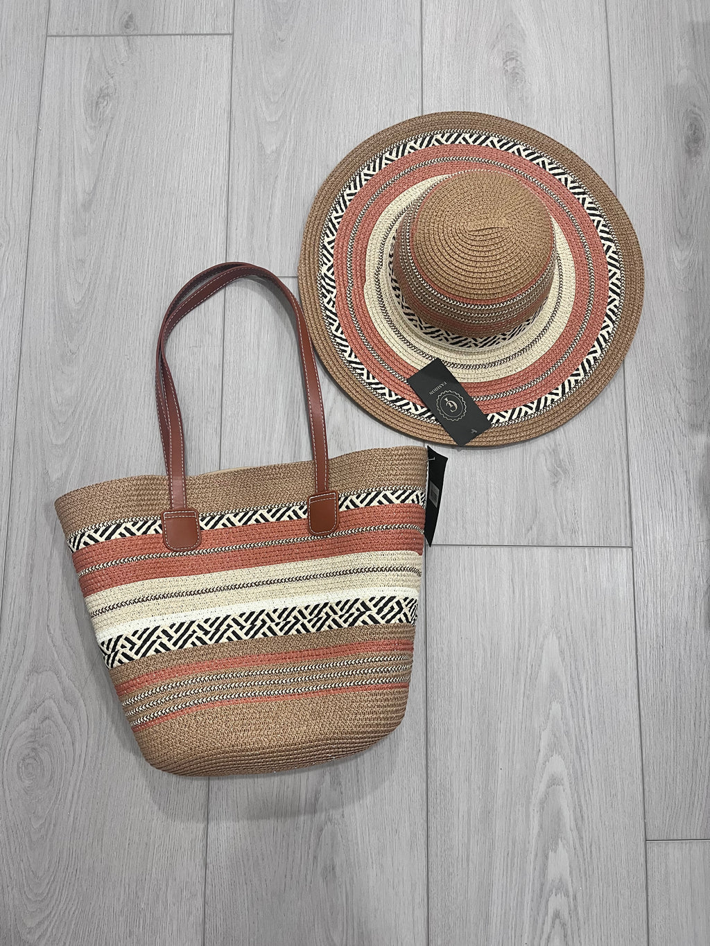 Juego de Cartera y Pamela